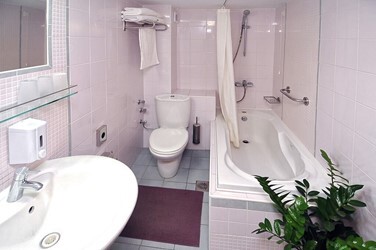 Double Standard Room Garden View A/C