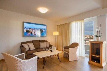 Executive Suite Old Town View