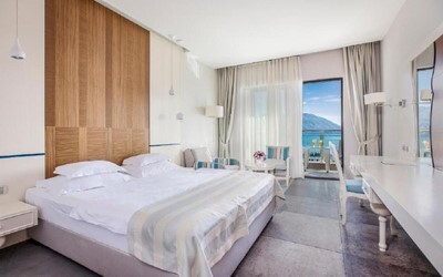 Standard Sea View