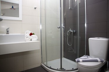 2 Bedroom Family Suite