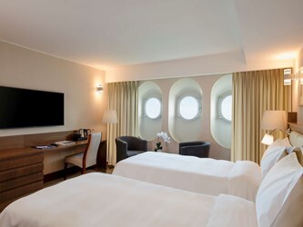 Signature Room