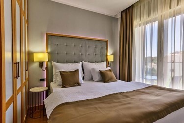 1 Bedroom Apartment Sea View