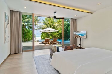 Beach Villa - Pool and Sunset View