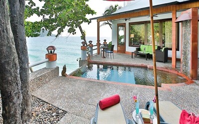 Pool Suite