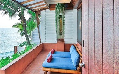 Pool Suite