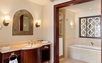 Family Interleading Room Garden View