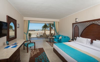Family Deluxe Room Beach Front