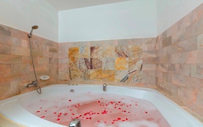 Penthouse Suite