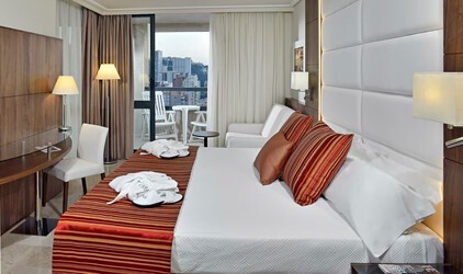 Grand Premium The Level
