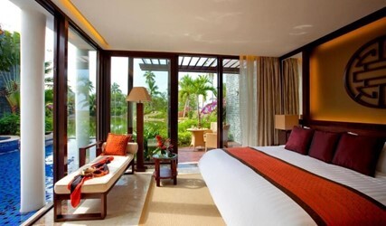 Luhuitou Bay Ocean Front Pool Villa