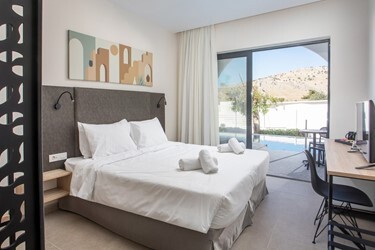 Double Room Swim Up