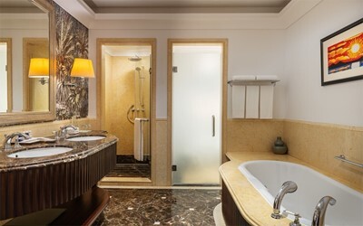 Westin Club Suite