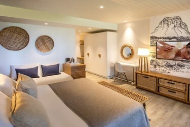 Deluxe Sea Facing Room