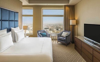 Corner Suite