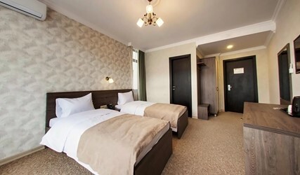 Standard Twin Room with Sea View