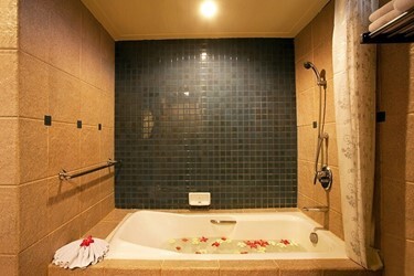 Superior Pool View Triple Room