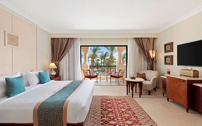 Family Interleading Room Sea View