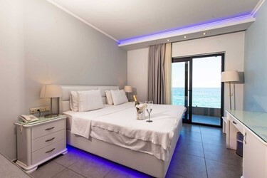 Double Room Luxury with Indoor Whirpool with Sea View