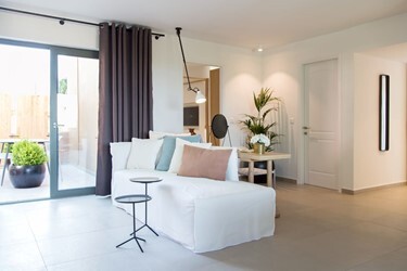 Master Suite Private Jacuzzi