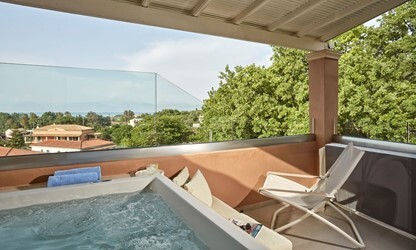 Master Suite Private Jacuzzi