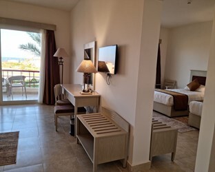 Family 2 Bedroom Pool View