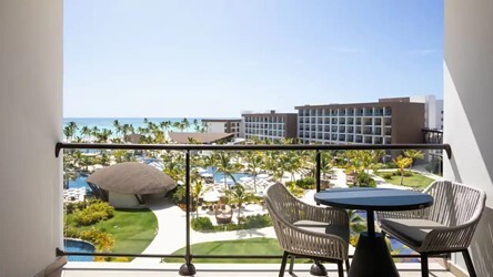 Club Ocean View Junior Suite King