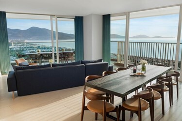 2 Bedroom Suite with Terrace Panoramic Ocean View