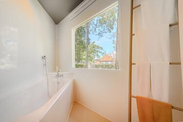 Deluxe Bungalow