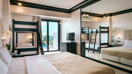 Quantraple Room Sea View