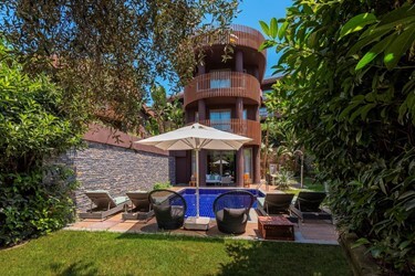 Superior Villa