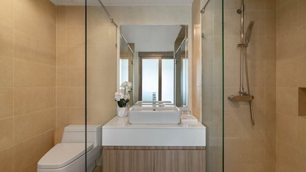 Premier Suite With Jacuzzi