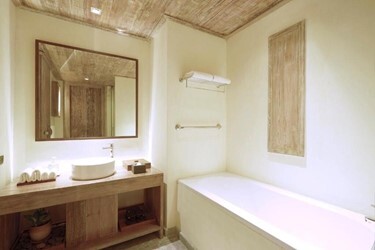 1-bedroom Pool View Suite