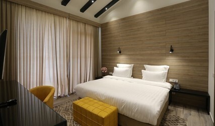 Pool View Suite