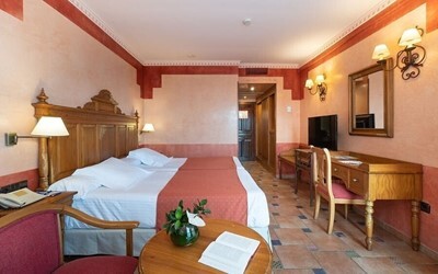 Double Room Lateral Sea View Single Use