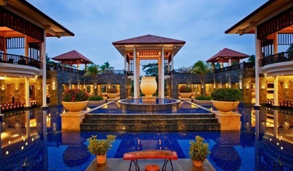 Four-Bedroom Courtyard