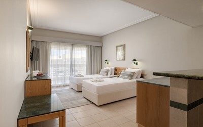Standard Family Suite Pool Or Sea View