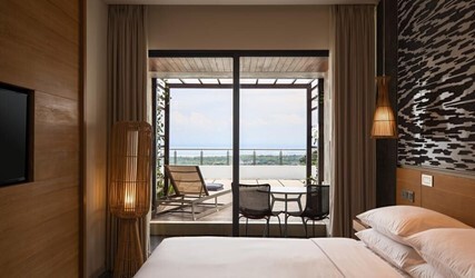 Deluxe Twin Room with Terrace and Ocean View