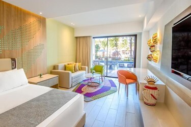 Junior Suite Swim Up King