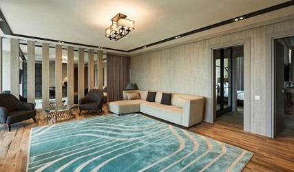 Royal Terrace Suite