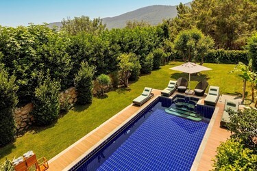 Exclusive Villa