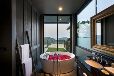 2-Bedroom Ocean View Pool Villa