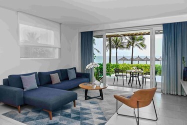 2 Bedrooms Suite Pavilion, Private Pool, Beach Front