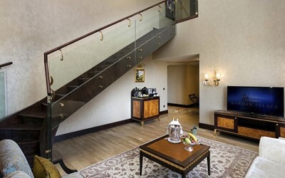 Royal Dublex Suite