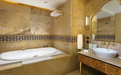 Royal Dublex Suite