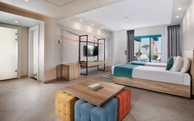 Family Room (3Bedrooms) Seaview