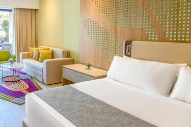 Club Ocean Front Junior Suite King