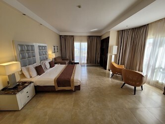 Club Deluxe Room