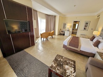 Club Deluxe Room