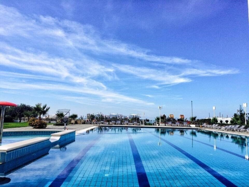 Отель Bleart 4*