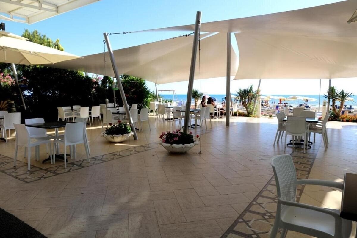 Изображение Hotel Ylli I Detit 4*